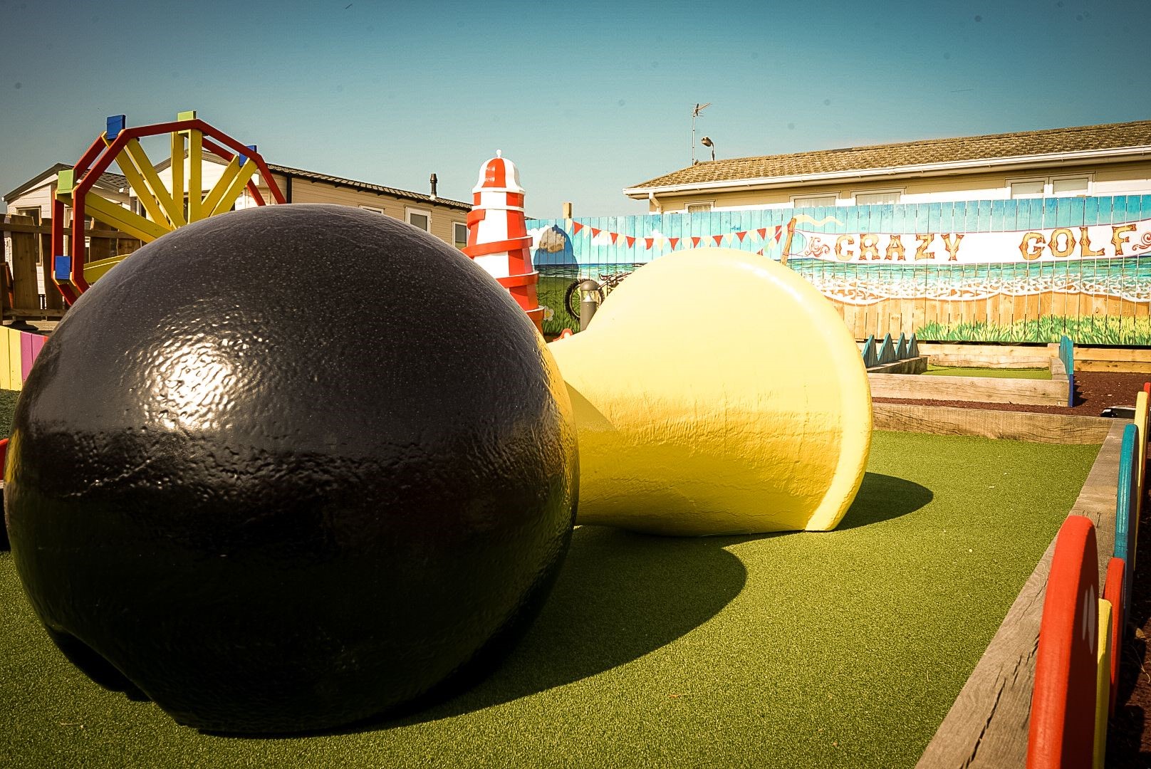  FunFair Golf | Whitehouse Leisure Park